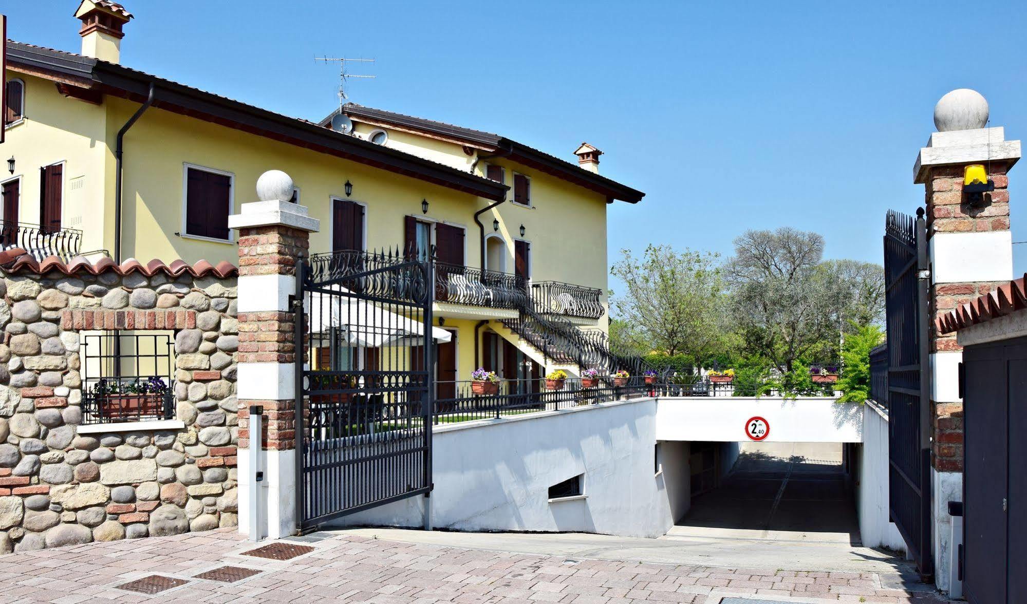 Apartahotel Residenza La Ricciolina 2*